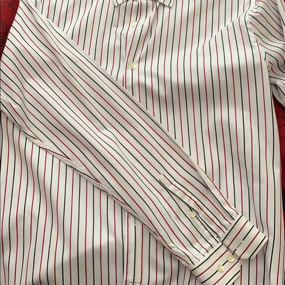 Express Fitted Button Down - Picture 3 of 3